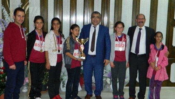 Çakallık Ortaokulu Kros Takımı Antalya Şampiyonu Oldu
