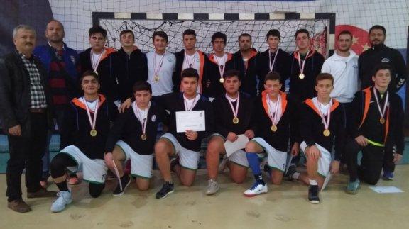 İlçemiz Özel Yükseliş Anadolu Lisesi Lise Genç Erkekler Hentbol Turnuvasında Bölge Şampiyonasında Birinci Olmuştur