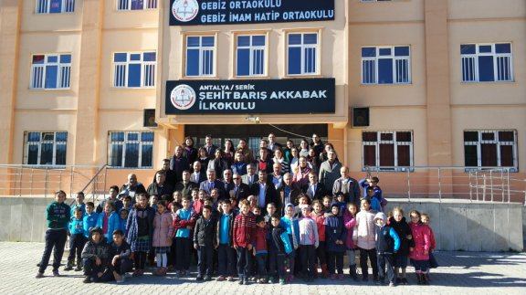 2017-2018 Eğitim Öğretim Yılı 1. Dönem Karne Töreni Şehit Barış Akkabak İlkokulu, Gebiz Ortaokulu ve Gebiz İmam Hatip Ortaokulunda Yapıldı