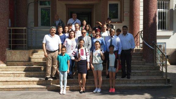 İlçemiz Özel Akdeniz Yükseliş Ortaokulu ile Kardeş Okul Mykolaeiv School 22’nin Ziyareti