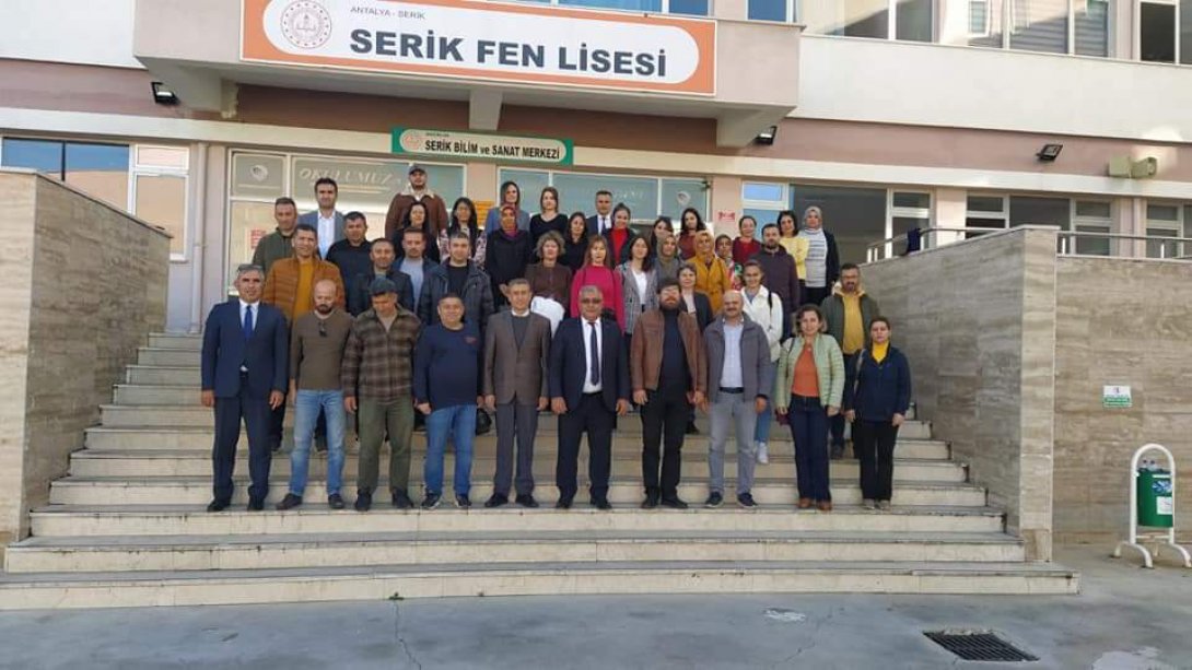 İlçemizdeki 8. Sınıf Türkçe öğretmenlerimizle LGS'ye yönelik toplantı gerçekleştirildi.