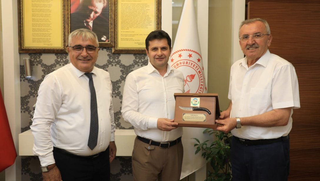 Antalya İl Milli Eğitim Müdürümüz Sn. Salih KAYGUSUZ'a Ziyaret 