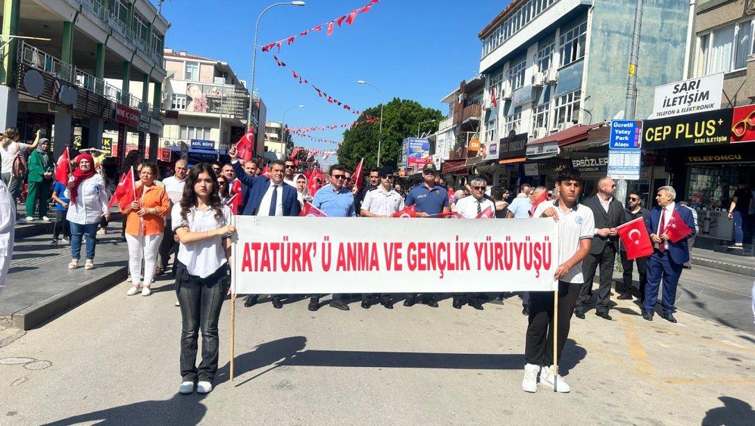 Atatürk'ü Anma Ve Gençlik Yürüyüşü Gerçekleşti.