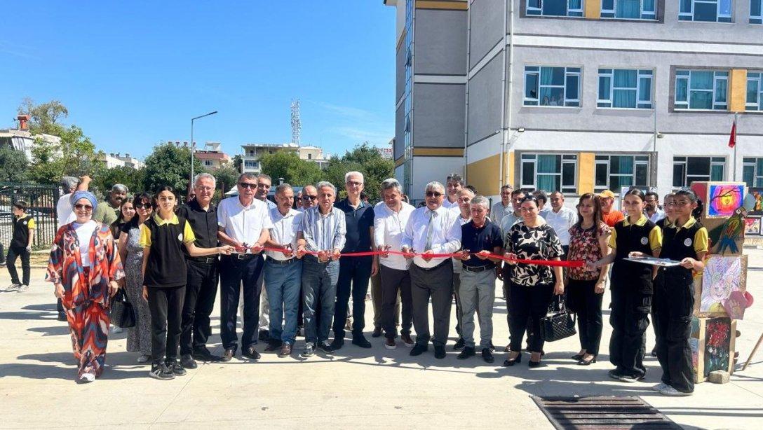 Tekeli Ortaokulu Yıl Sonu Sergi Açılışı Gerçekleşti.